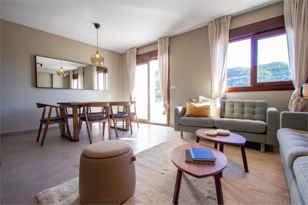 3 soveværelse Byhus til salg i Almunecar med swimmingpool garage - € 275.000 (Ref: 9207273)