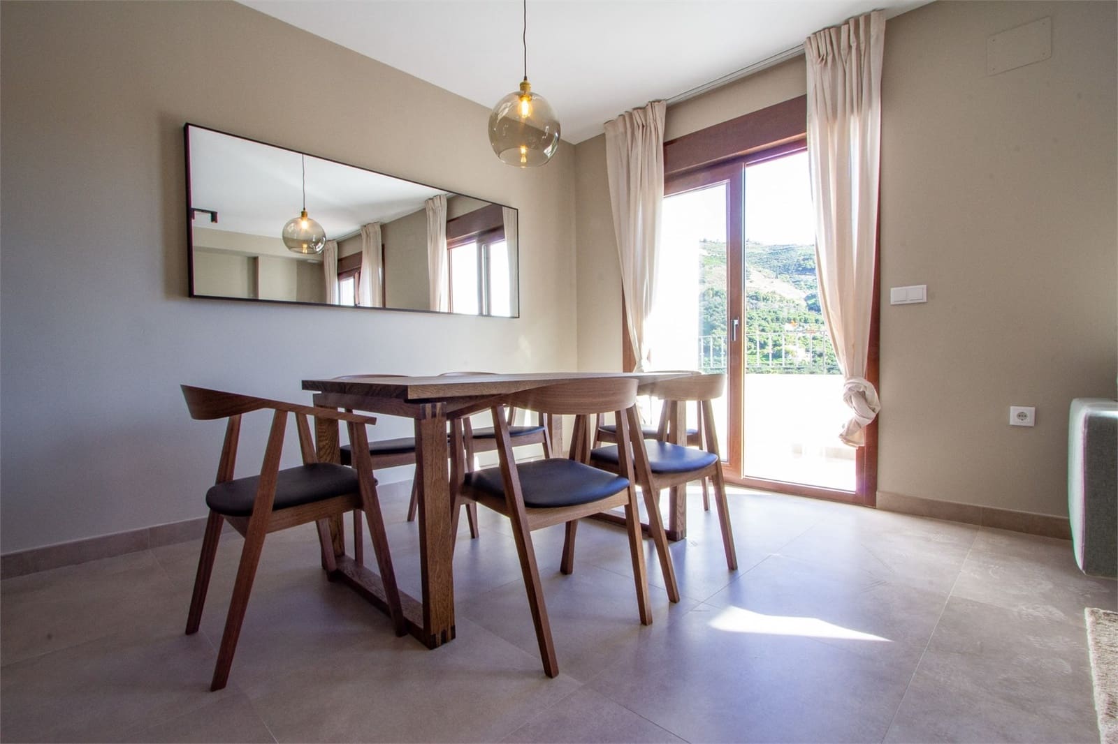 3 soveværelse Byhus til salg i Almunecar med swimmingpool garage - € 275.000 (Ref: 9207273)