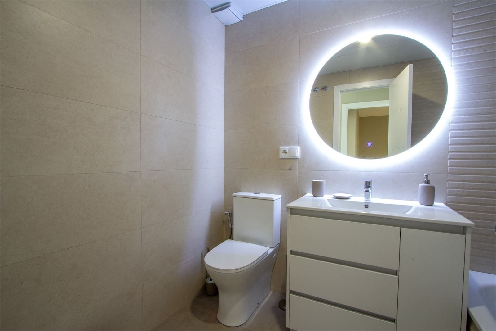 3 soveværelse Byhus til salg i Almunecar med swimmingpool garage - € 275.000 (Ref: 9207273)