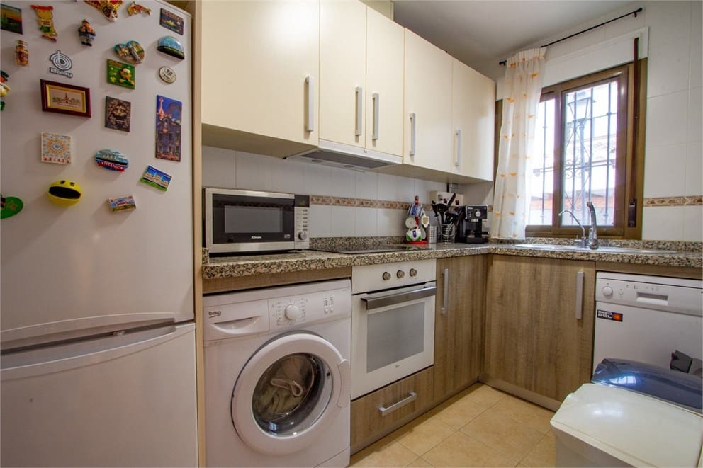 2 soveværelse Lejlighed til salg i Lentegi - € 110.000 (Ref: 9207274)