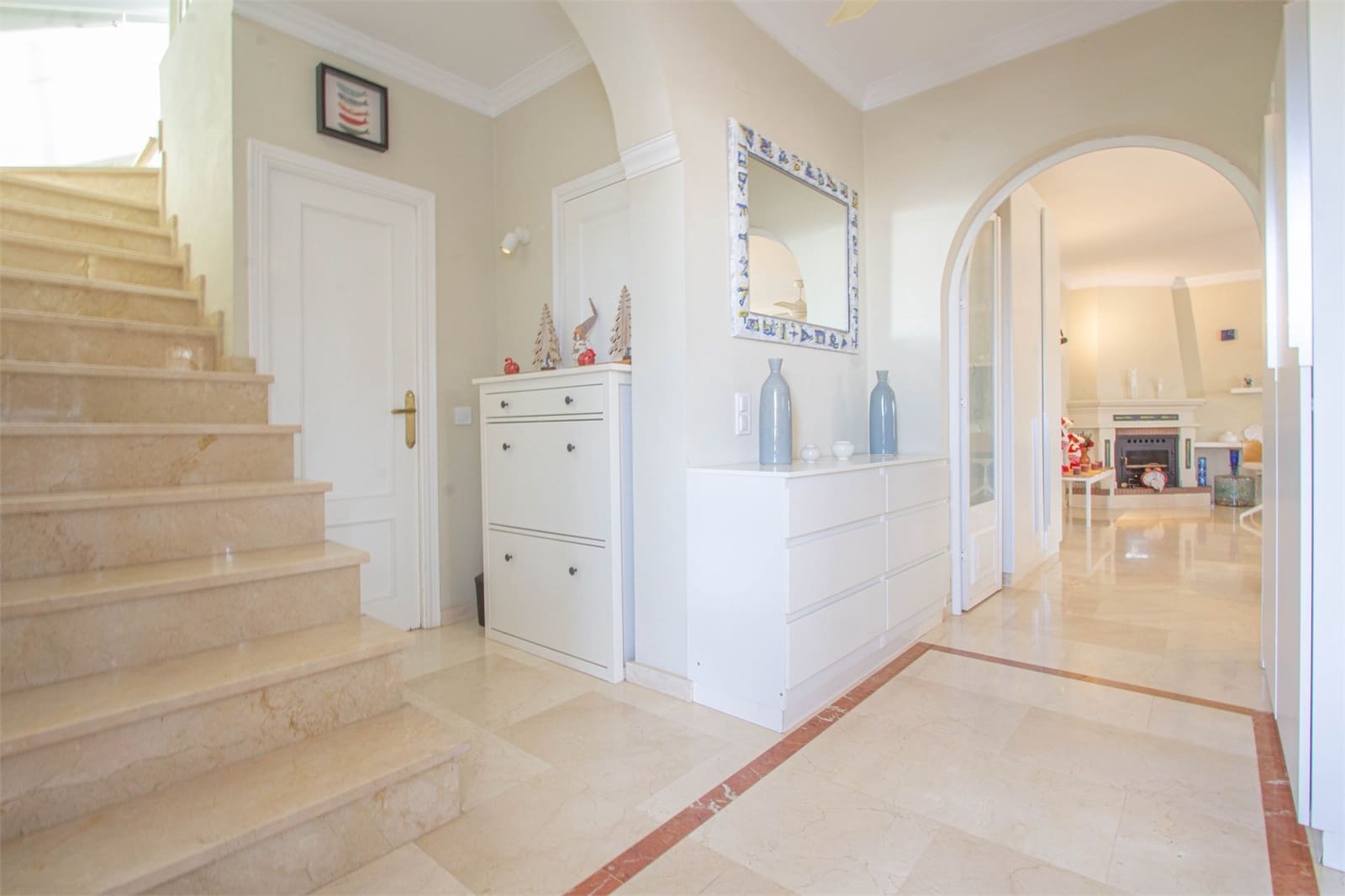 3 slaapkamer Villa te koop in Nerja met zwembad garage - € 650.000 (Ref: 9207275)