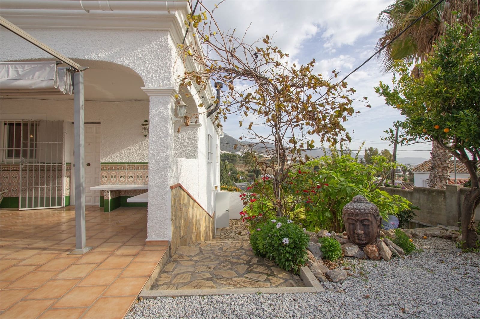 3 slaapkamer Villa te koop in Nerja met zwembad garage - € 650.000 (Ref: 9207275)