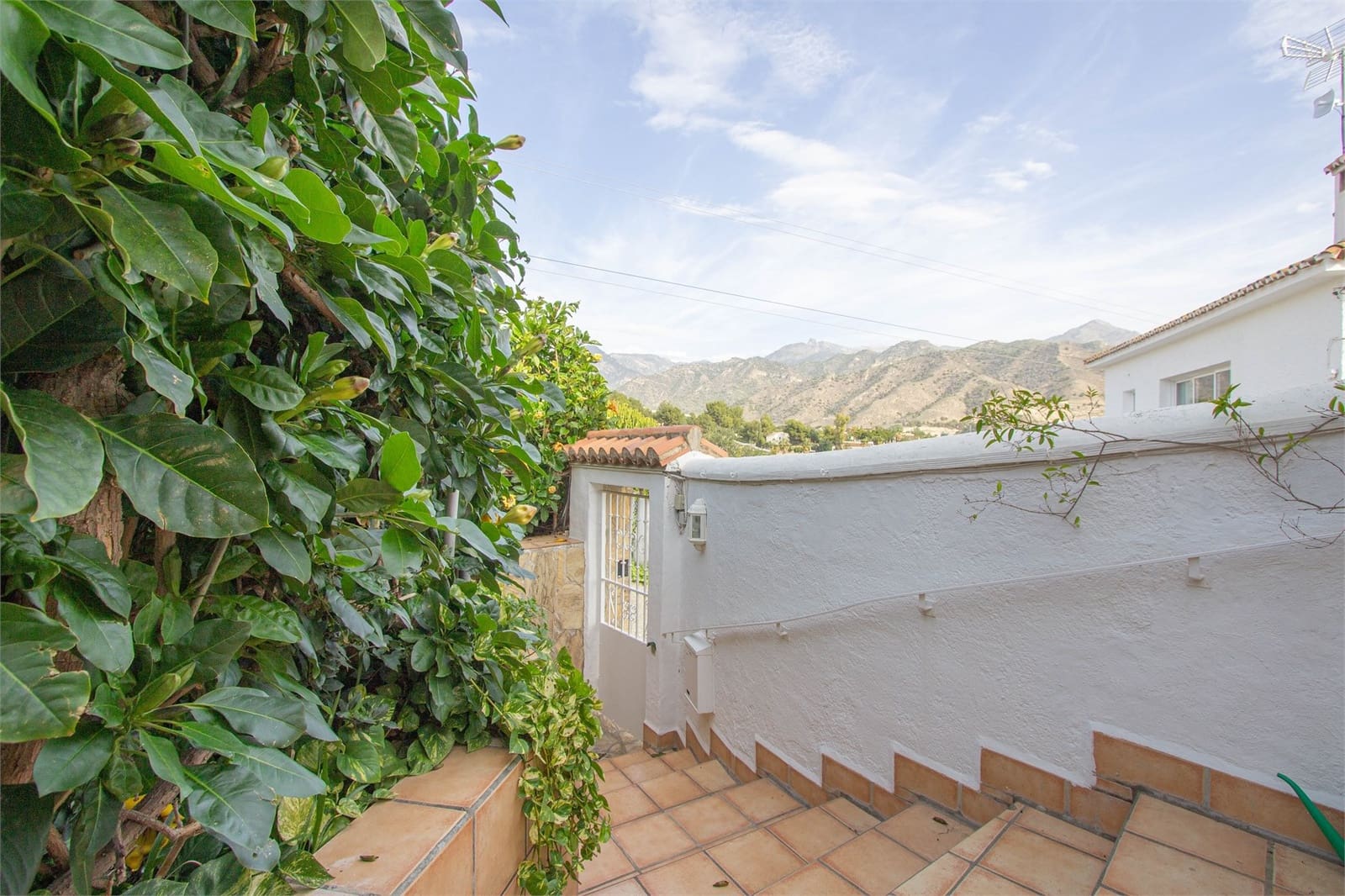 3 slaapkamer Villa te koop in Nerja met zwembad garage - € 650.000 (Ref: 9207275)