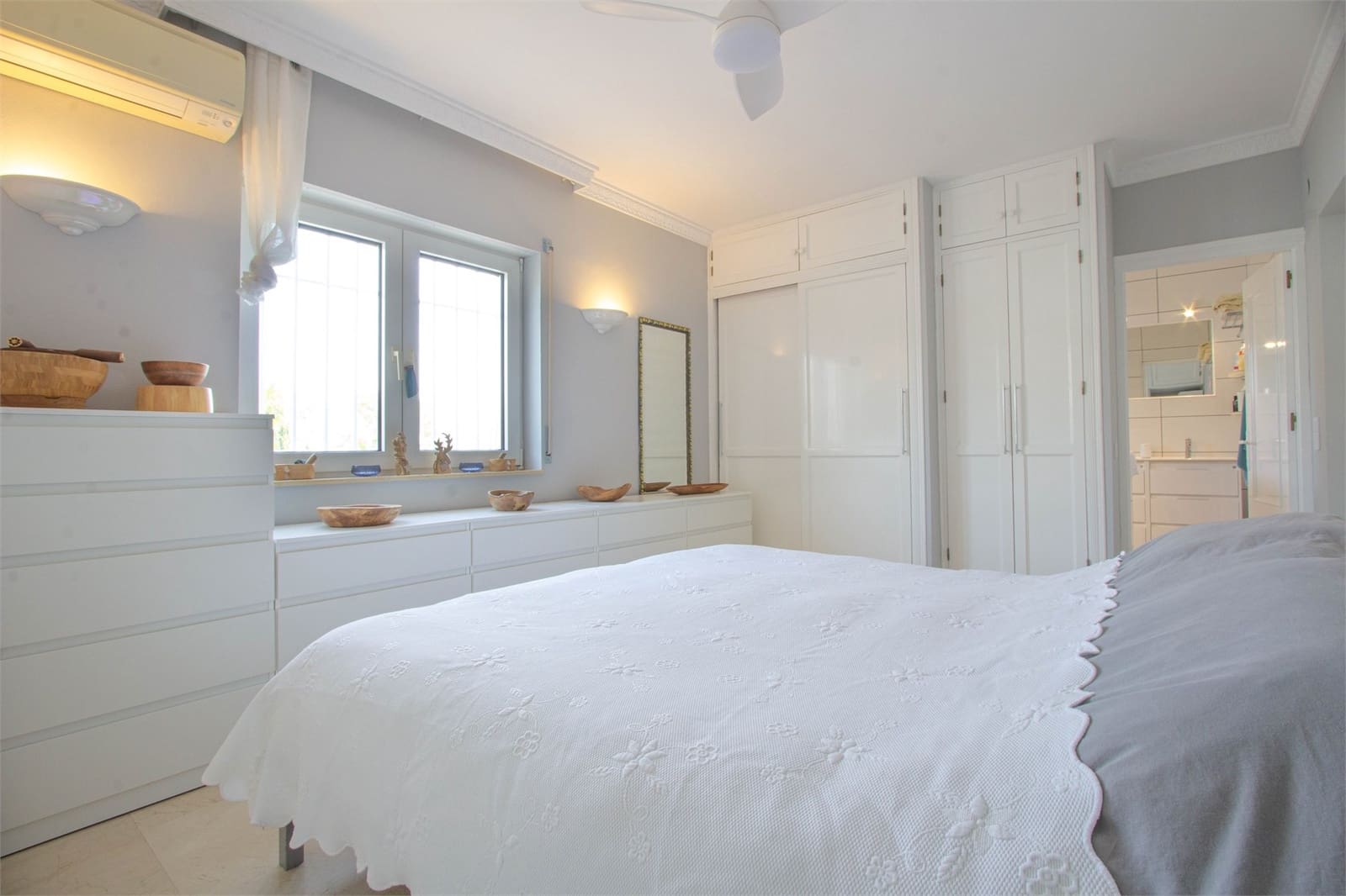 3 slaapkamer Villa te koop in Nerja met zwembad garage - € 650.000 (Ref: 9207275)