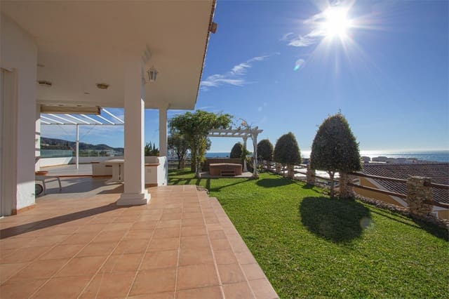 3 soveværelse Villa til salg i Torrox med garage - € 675.000 (Ref: 9207279)