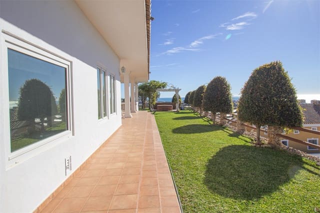 3 soveværelse Villa til salg i Torrox med garage - € 675.000 (Ref: 9207279)