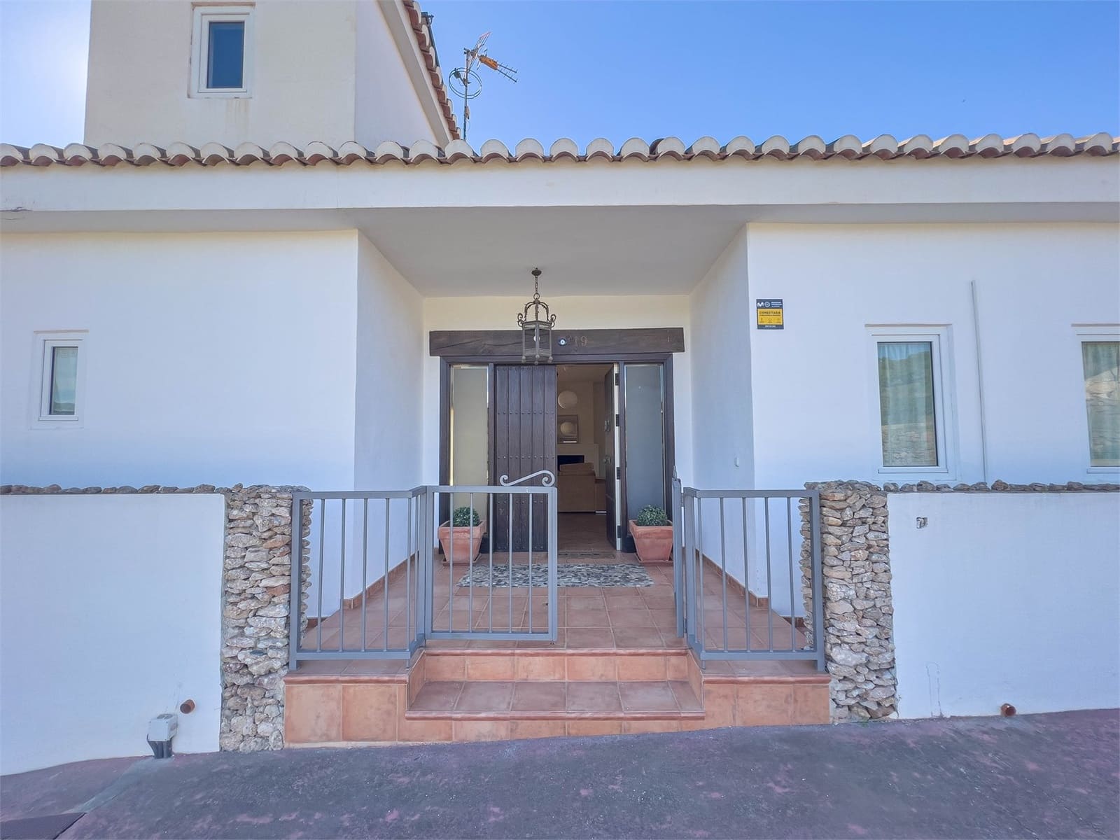 3 soveværelse Villa til salg i Torrox med garage - € 675.000 (Ref: 9207279)