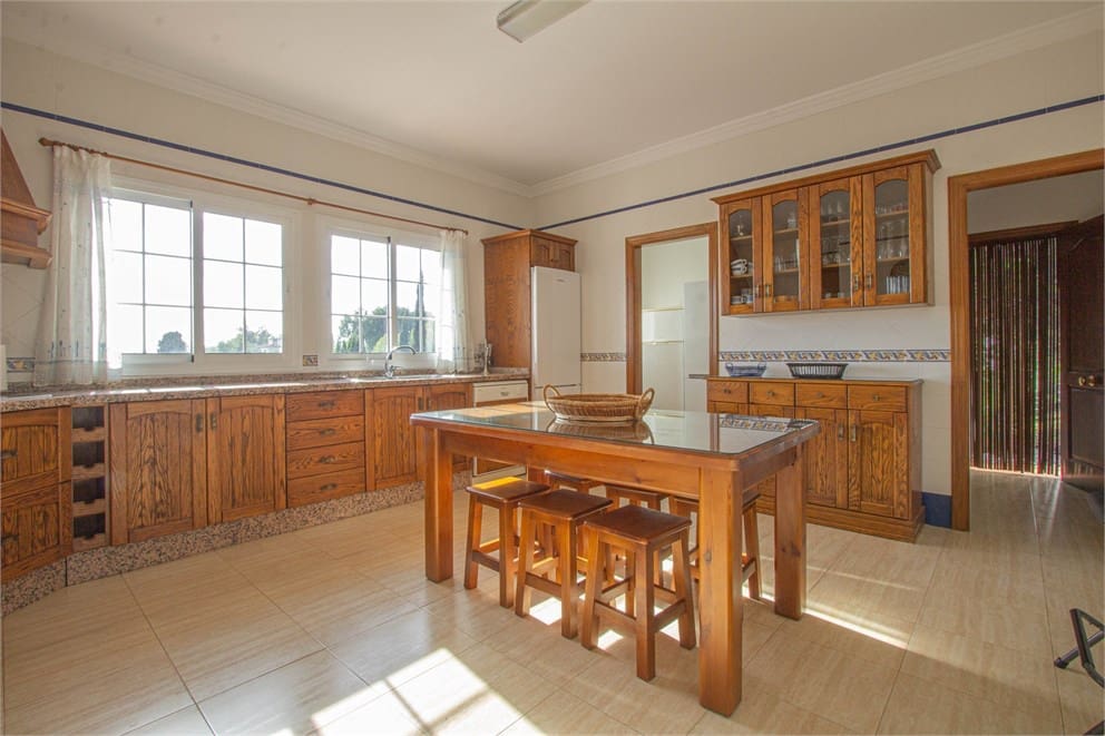 5 soveværelse Villa til salg i Frigiliana med swimmingpool garage - € 1.299.000 (Ref: 9207280)