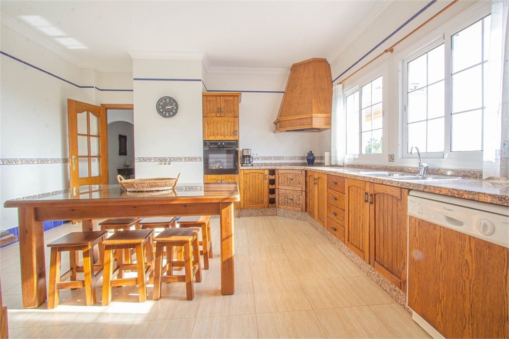 5 soveværelse Villa til salg i Frigiliana med swimmingpool garage - € 1.299.000 (Ref: 9207280)