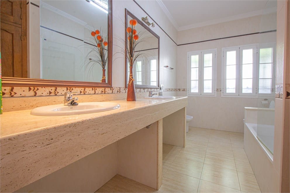 5 soveværelse Villa til salg i Frigiliana med swimmingpool garage - € 1.299.000 (Ref: 9207280)