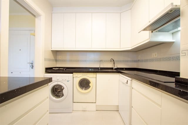 1 soveværelse Lejlighed til salg i Almuñécar med swimmingpool garage - € 290.000 (Ref: 9207281)