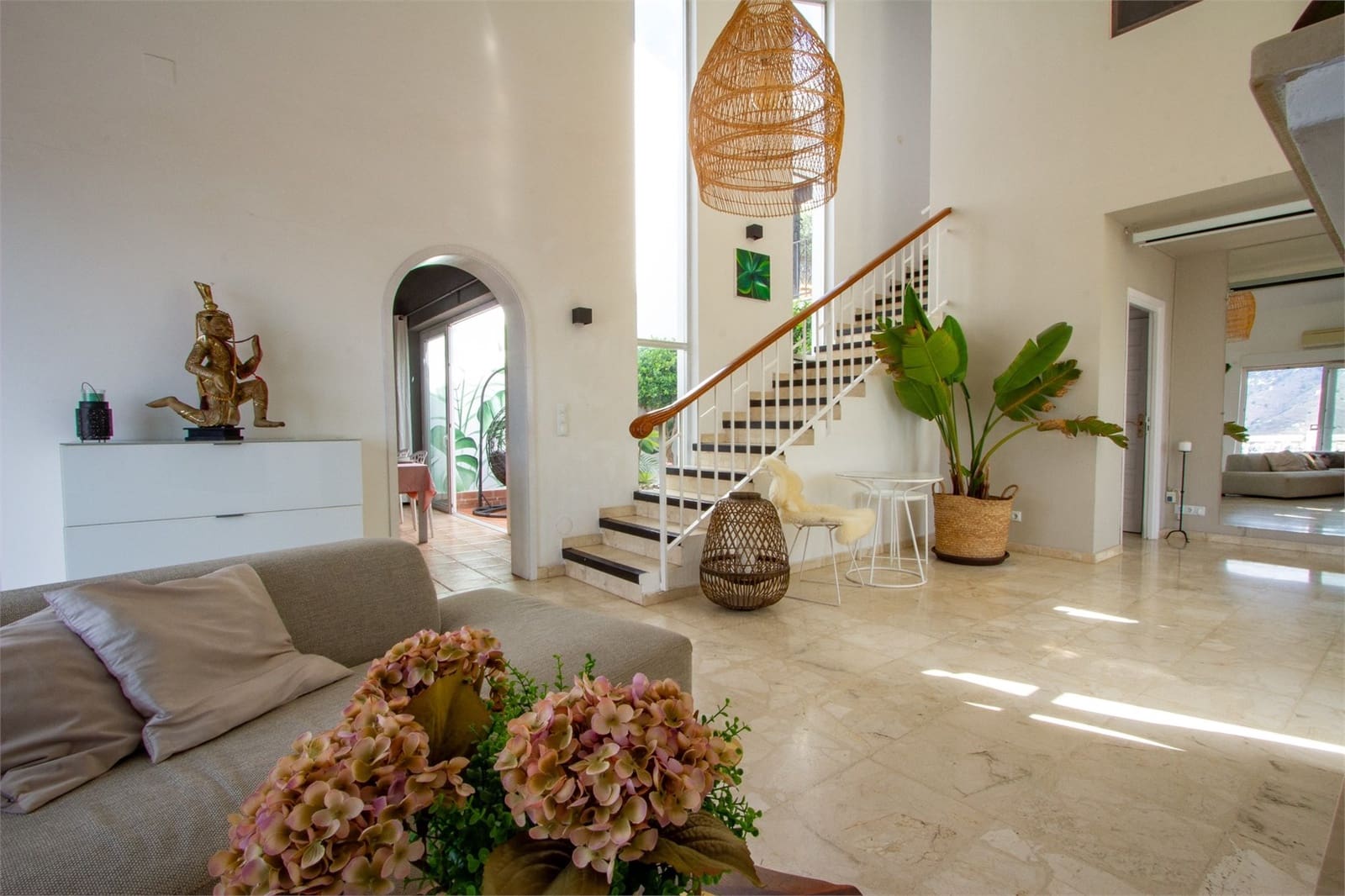 5 soveværelse Villa til salg i Almunecar med garage - € 890.000 (Ref: 9207282)