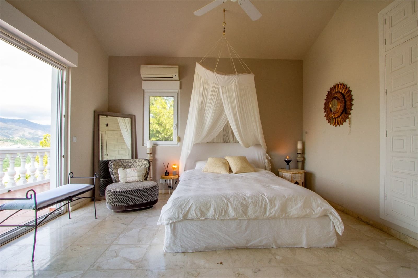 5 soveværelse Villa til salg i Almunecar med garage - € 890.000 (Ref: 9207282)