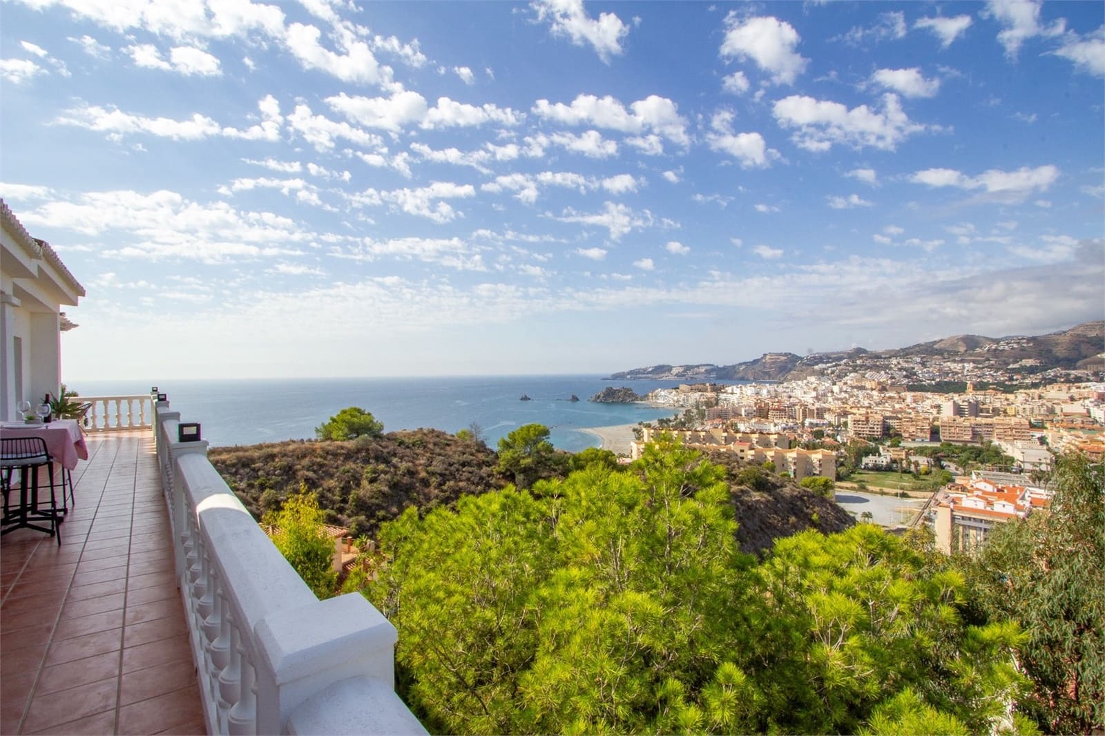 5 soveværelse Villa til salg i Almunecar med garage - € 890.000 (Ref: 9207282)