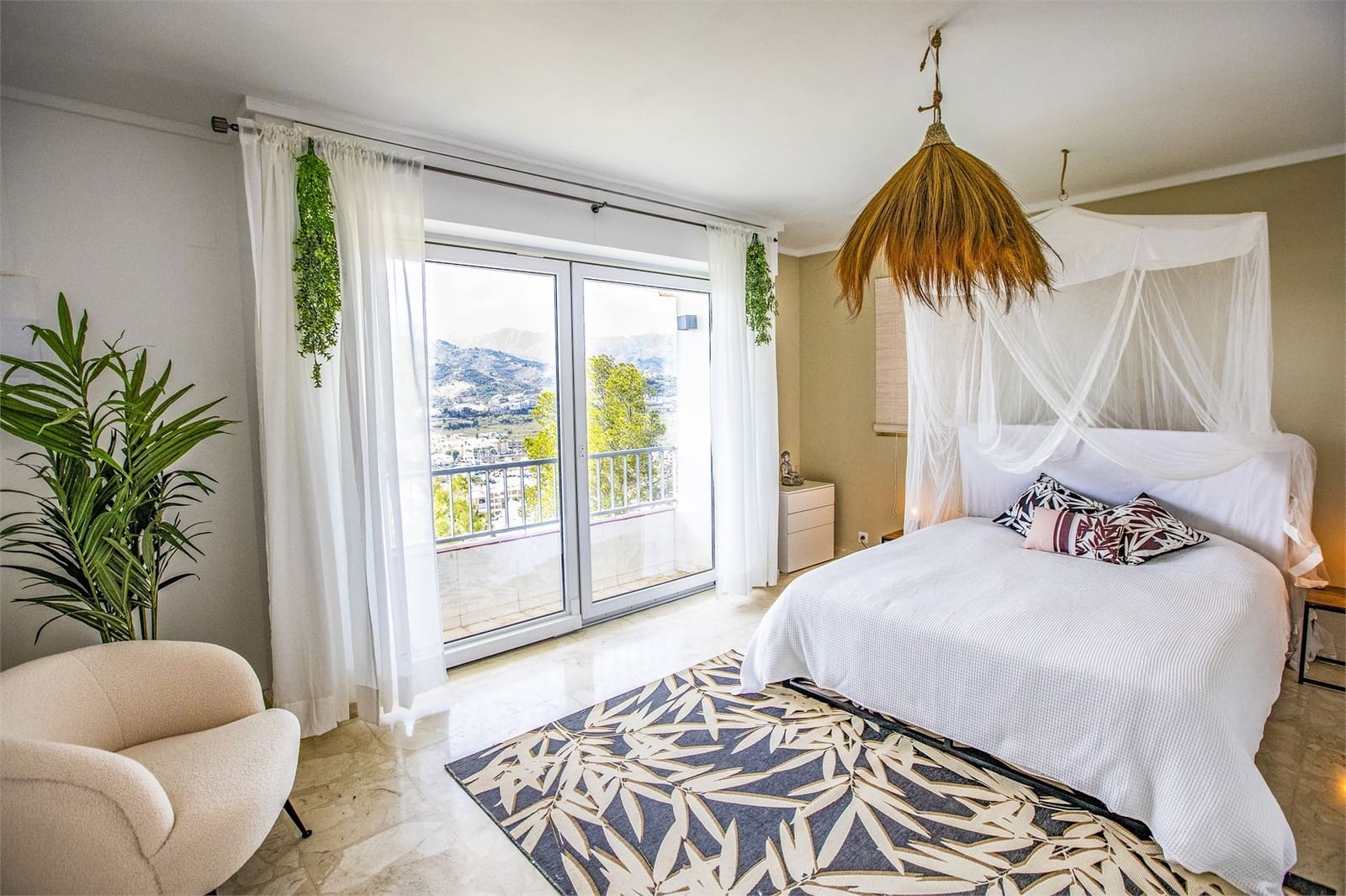 5 soveværelse Villa til salg i Almunecar med garage - € 890.000 (Ref: 9207282)