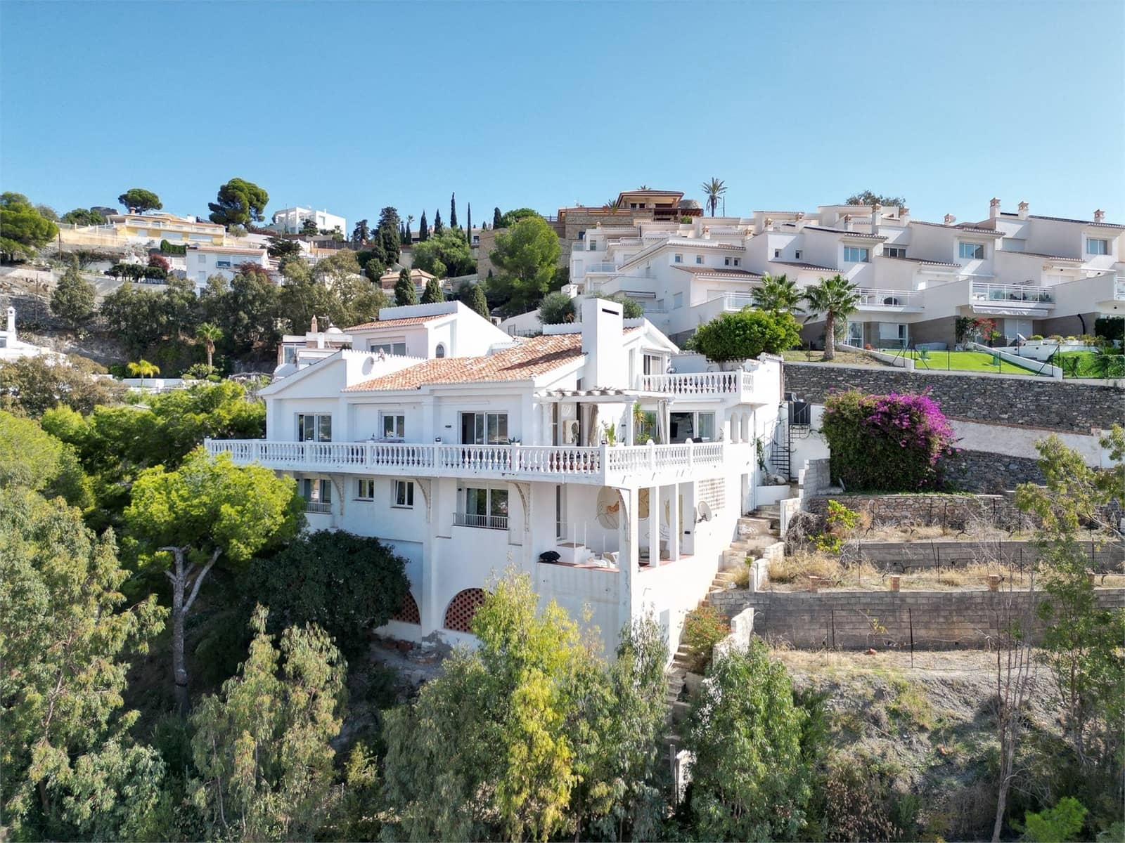 5 soveværelse Villa til salg i Almunecar med garage - € 890.000 (Ref: 9207282)