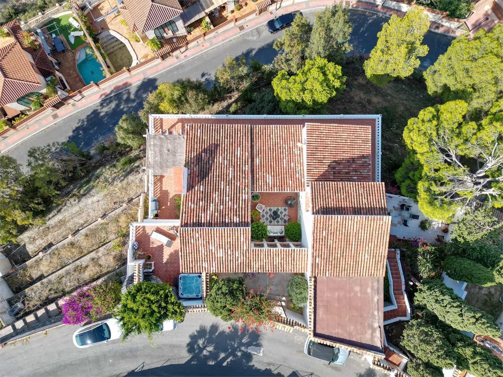 5 soveværelse Villa til salg i Almunecar med garage - € 890.000 (Ref: 9207282)