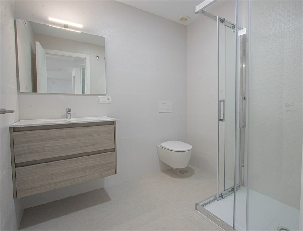 4 quarto Moradia para venda em Nerja com piscina garagem - 865 000 € (Ref: 9207284)