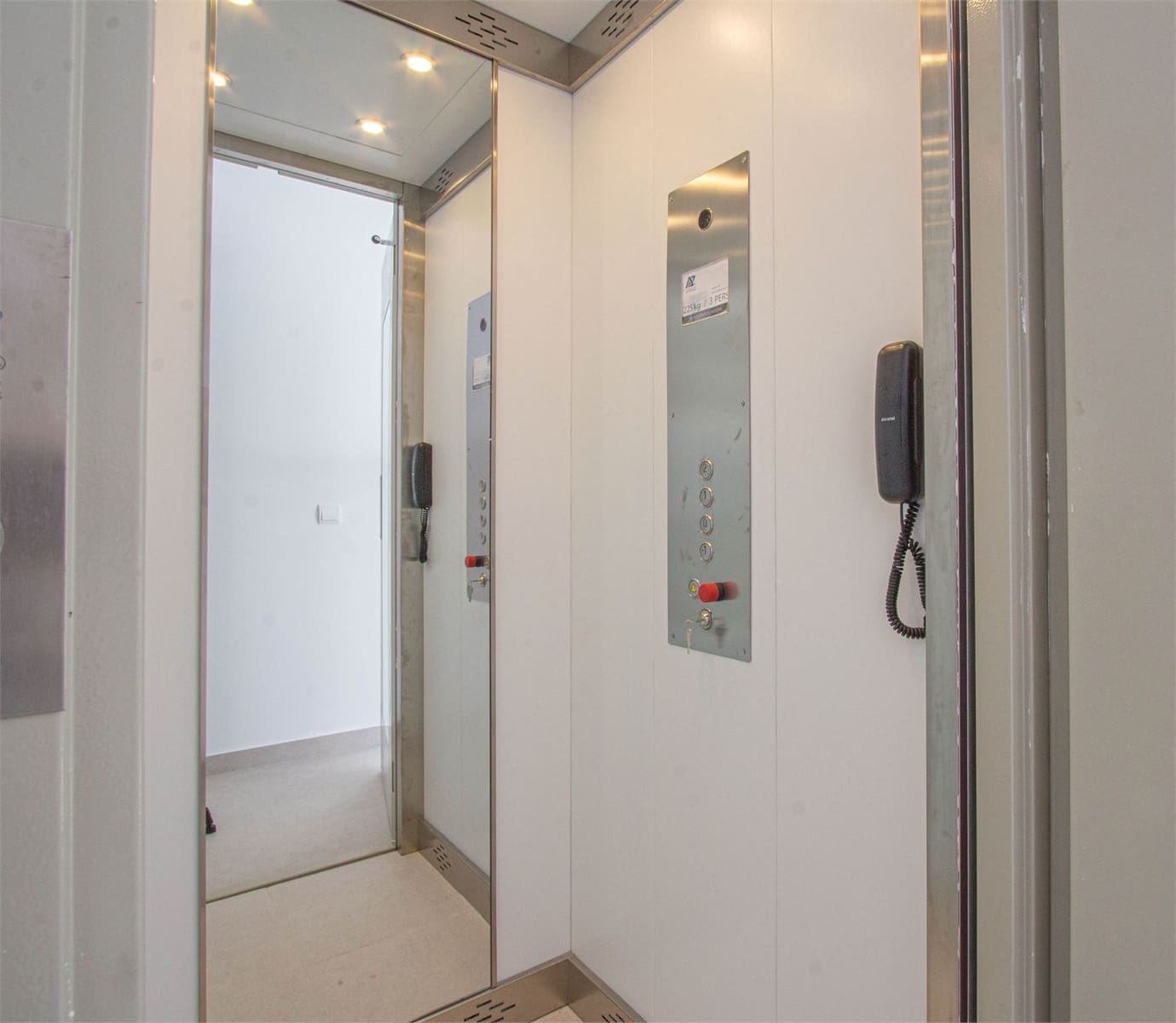 5 camera da letto Casa in vendita in Nerja con piscina garage - 865.000 € (Rif: 9207284)