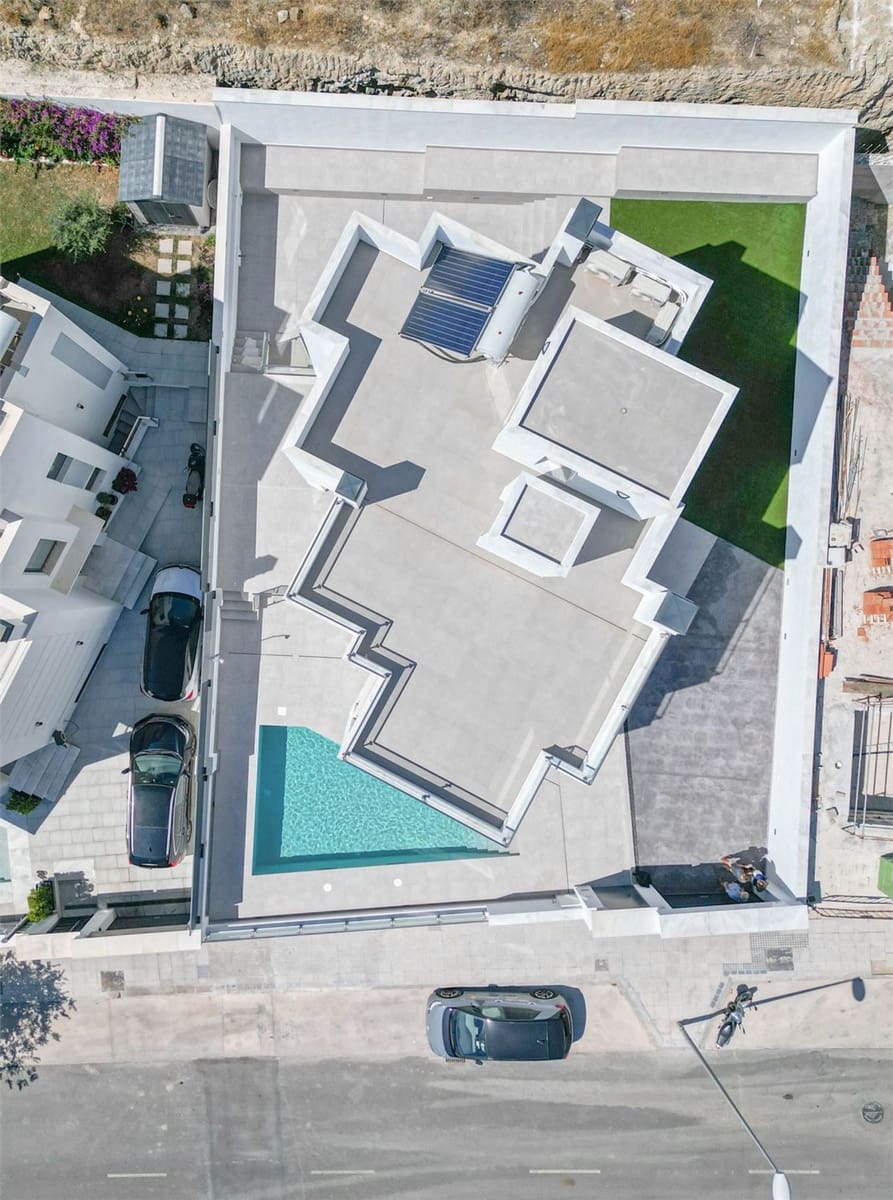 5 camera da letto Casa in vendita in Nerja con piscina garage - 865.000 € (Rif: 9207284)