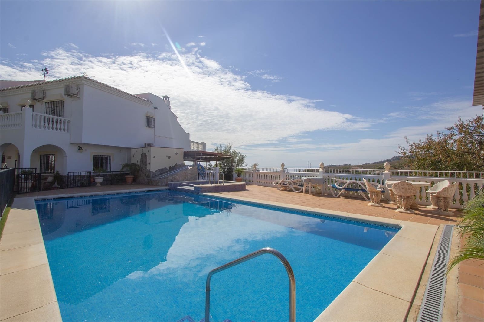 6 soveværelse Villa til salg i Frigiliana med swimmingpool garage - € 950.000 (Ref: 9207285)
