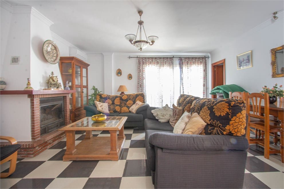 6 soveværelse Villa til salg i Frigiliana med swimmingpool garage - € 950.000 (Ref: 9207285)