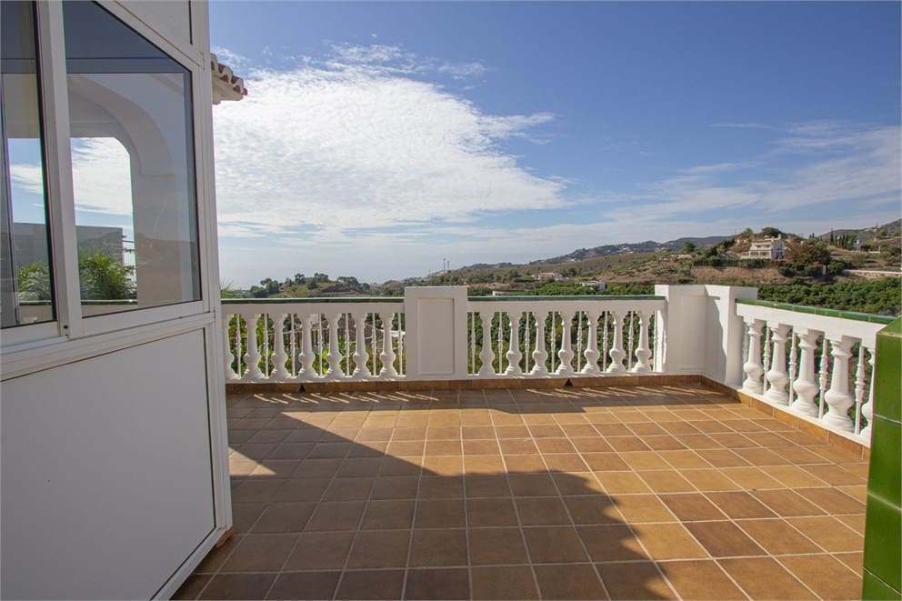 6 soveværelse Villa til salg i Frigiliana med swimmingpool garage - € 950.000 (Ref: 9207285)