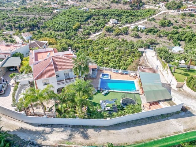 6 soveværelse Villa til salg i Frigiliana med swimmingpool garage - € 950.000 (Ref: 9207285)