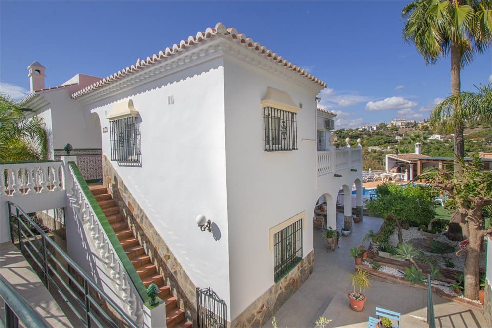 6 soveværelse Villa til salg i Frigiliana med swimmingpool garage - € 950.000 (Ref: 9207285)