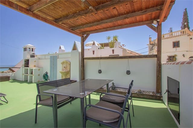 3 camera da letto Villetta a Schiera in vendita in Nerja con piscina - 340.000 € (Rif: 9207288)
