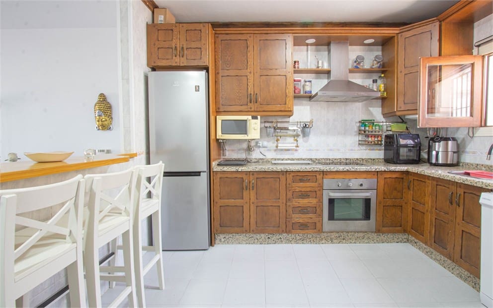 3 chambre Villa/Maison Mitoyenne à vendre à Nerja avec piscine - 340 000 € (Ref: 9207288)