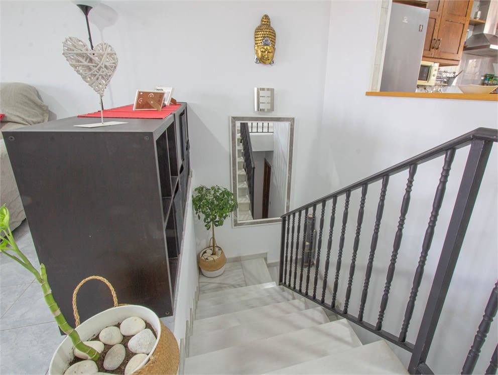 3 chambre Villa/Maison Mitoyenne à vendre à Nerja avec piscine - 340 000 € (Ref: 9207288)