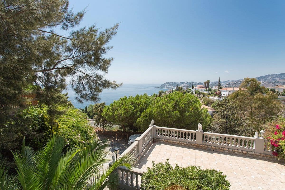 3 soveværelse Villa til salg i Almunecar med swimmingpool garage - € 560.000 (Ref: 9207289)