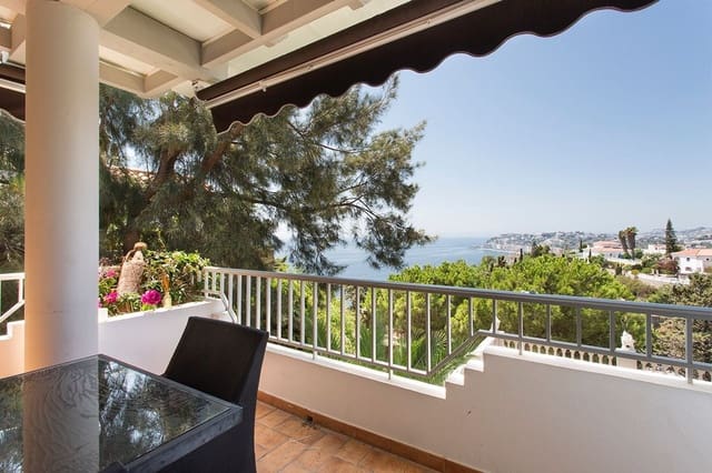 3 soveværelse Villa til salg i Almuñécar med swimmingpool garage - € 560.000 (Ref: 9207289)