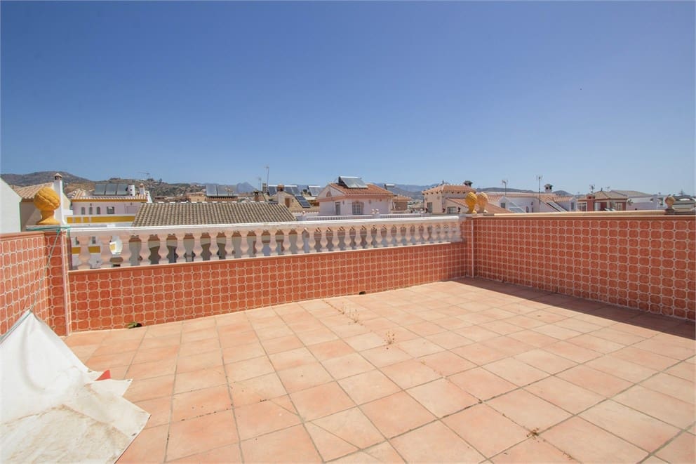 5 sypialnia Dom szeregowy na sprzedaż w Torrox-Costa z garażem - 345 000 € (Ref: 9207290)