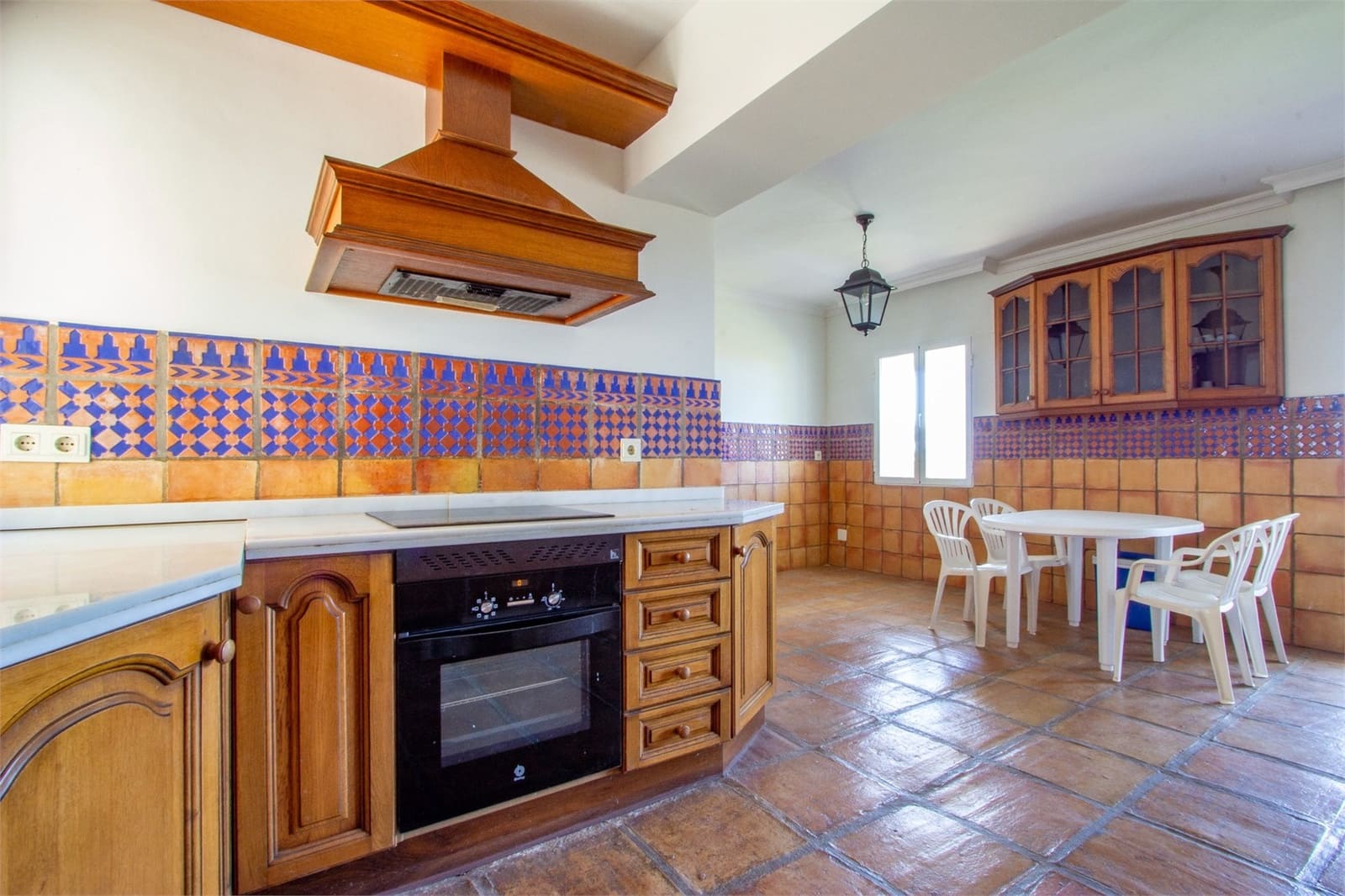 7 soveværelse Villa til salg i La Herradura med swimmingpool garage - € 950.000 (Ref: 9207292)