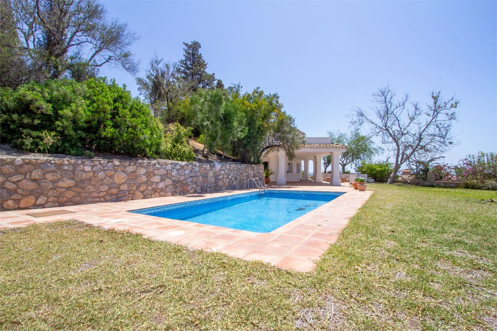 7 soveværelse Villa til salg i La Herradura med swimmingpool garage - € 950.000 (Ref: 9207292)