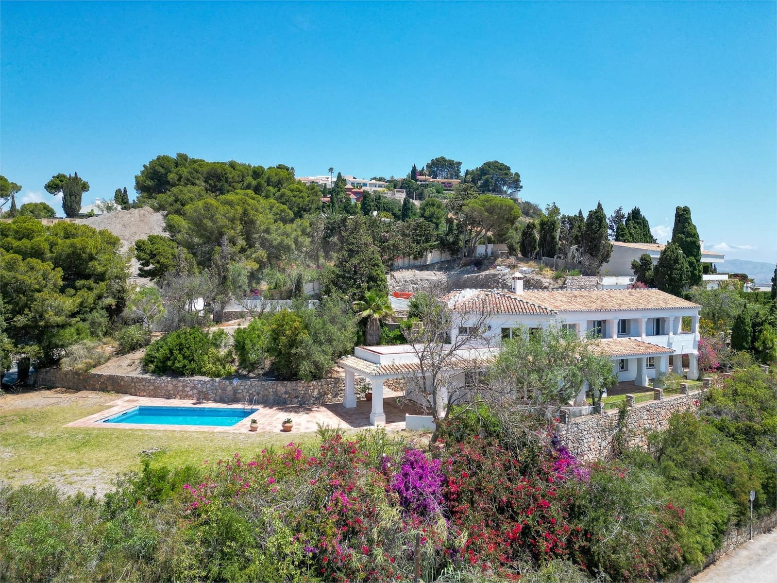 7 soveværelse Villa til salg i La Herradura med swimmingpool garage - € 950.000 (Ref: 9207292)