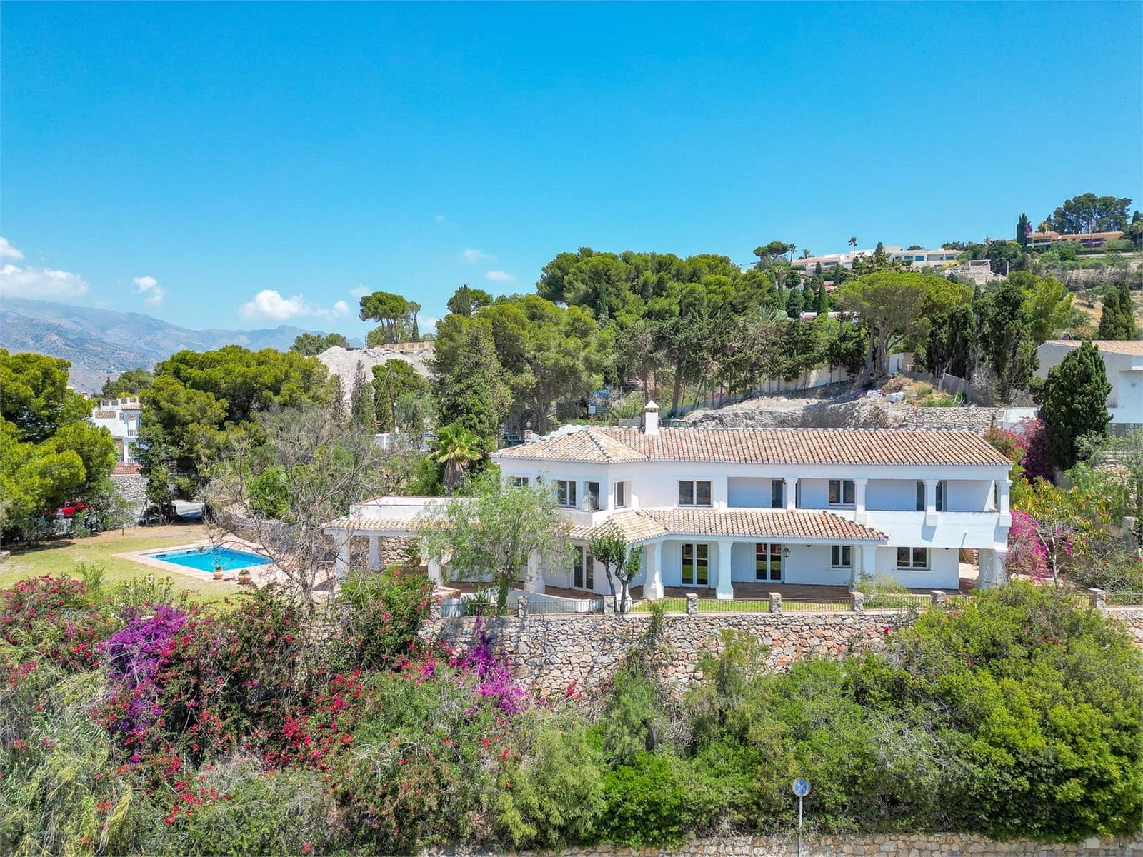 7 soveværelse Villa til salg i La Herradura med swimmingpool garage - € 950.000 (Ref: 9207292)