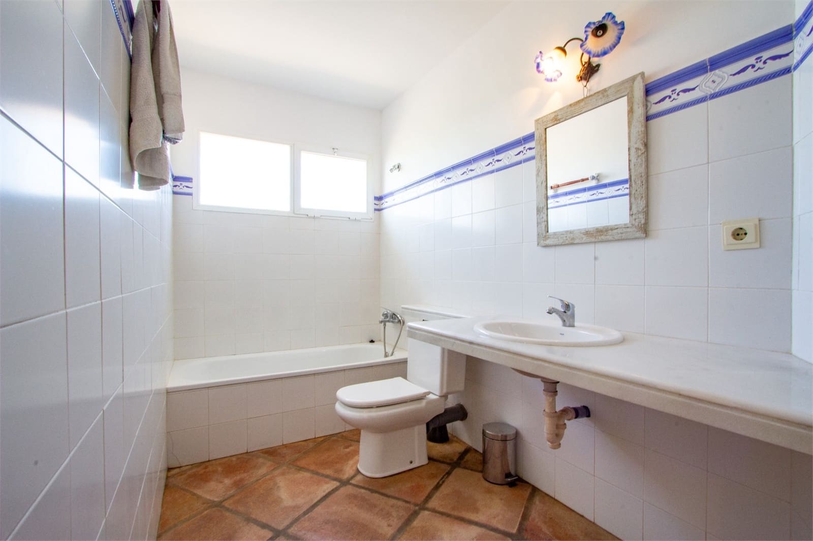 7 soveværelse Villa til salg i La Herradura med swimmingpool garage - € 950.000 (Ref: 9207292)