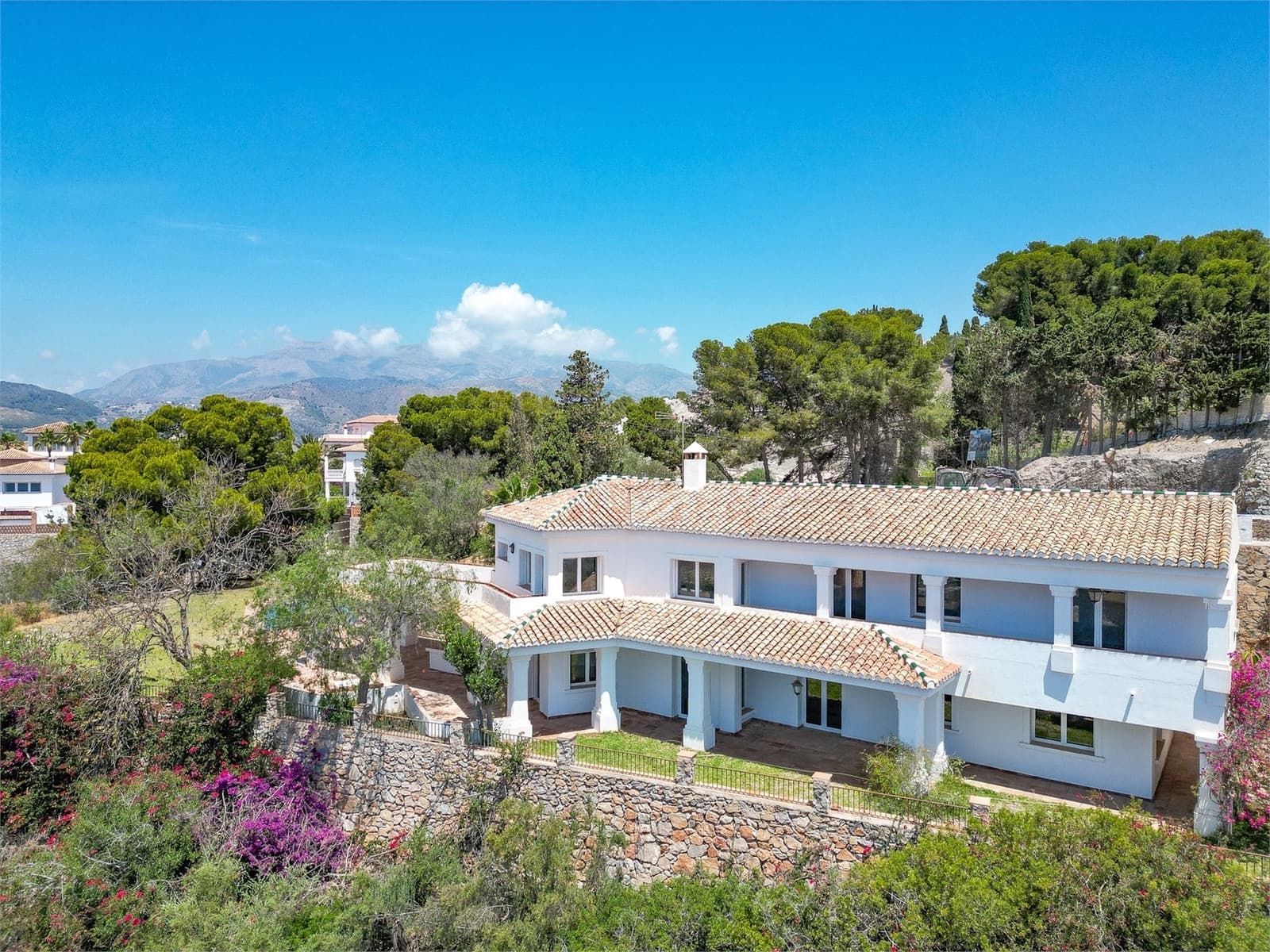 7 soveværelse Villa til salg i La Herradura med swimmingpool garage - € 950.000 (Ref: 9207292)