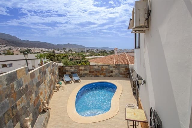 3 soverom Villa til salgs i Avda Pescia - Ctra de Frigiliana, Nerja med svømmebasseng garasje - € 630 000 (Ref: 9207293)