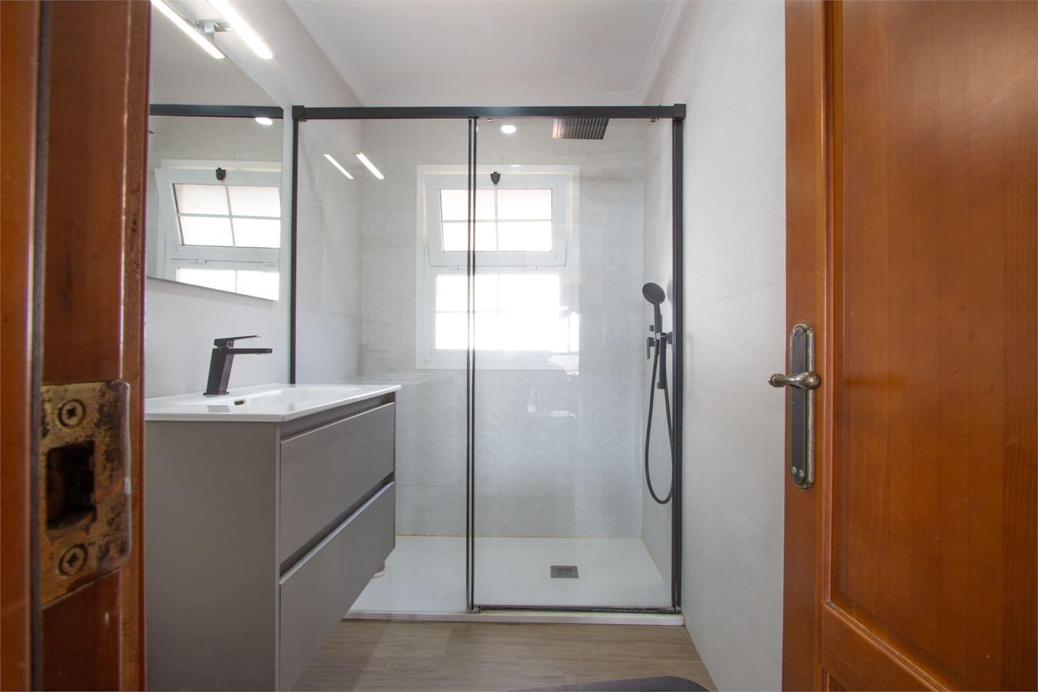 3 bedroom Villa for sale in Nerja with pool garage - € 630,000 (Ref: 9207293)