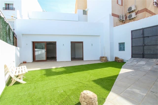 4 makuuhuone Omakotitalo myytävänä paikassa Almuñécar - 360 000 € (Ref: 9207297)