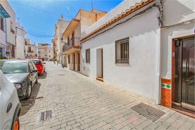Hus til salgs i Almuñécar - € 360 000 (Ref: 9207297)