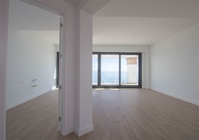 2 soveværelse Byhus til salg i Torrox med swimmingpool garage - € 318.000 (Ref: 9227785)