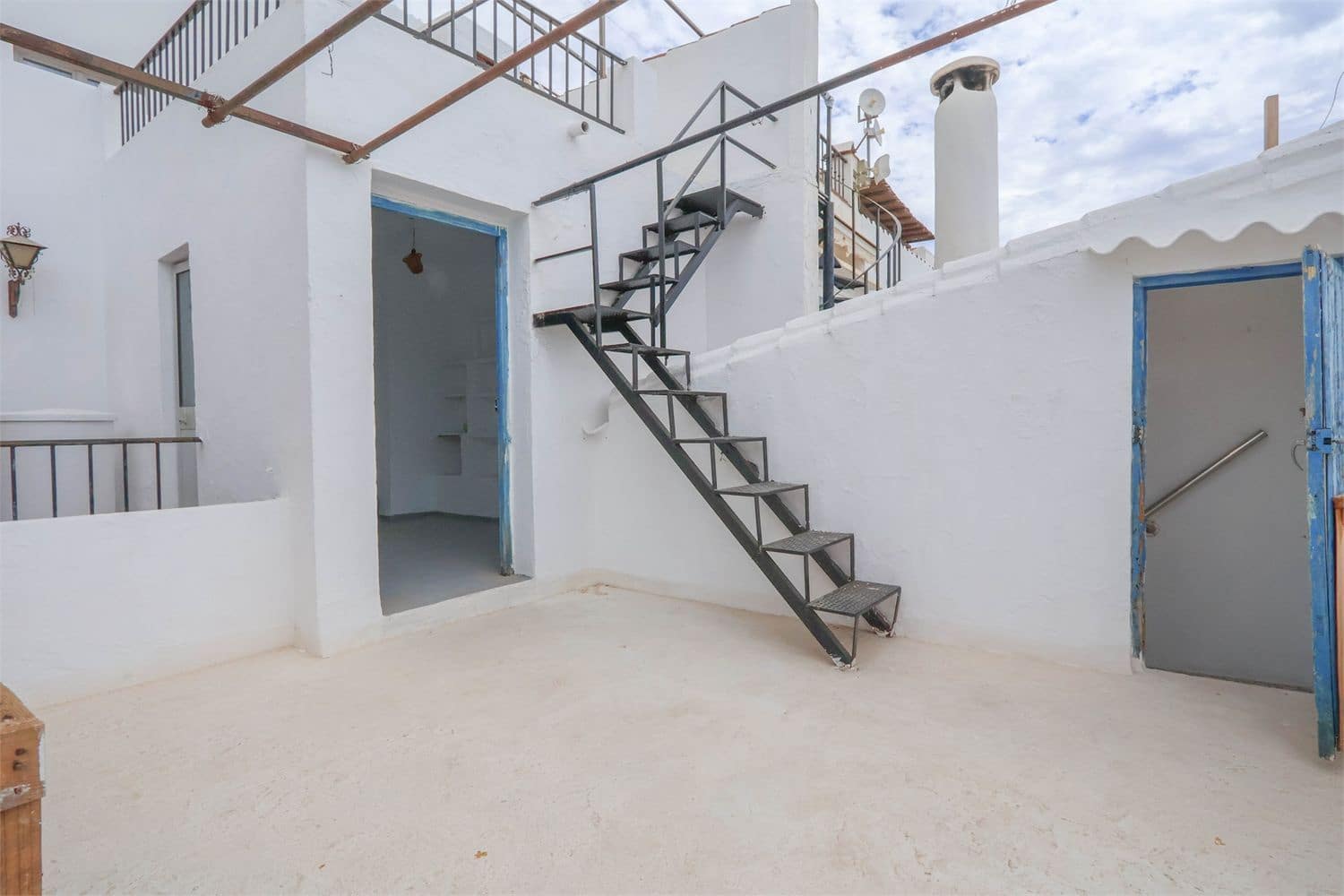 Townhouse for sale in Frigiliana - € 295,000 (Ref: 9229151)