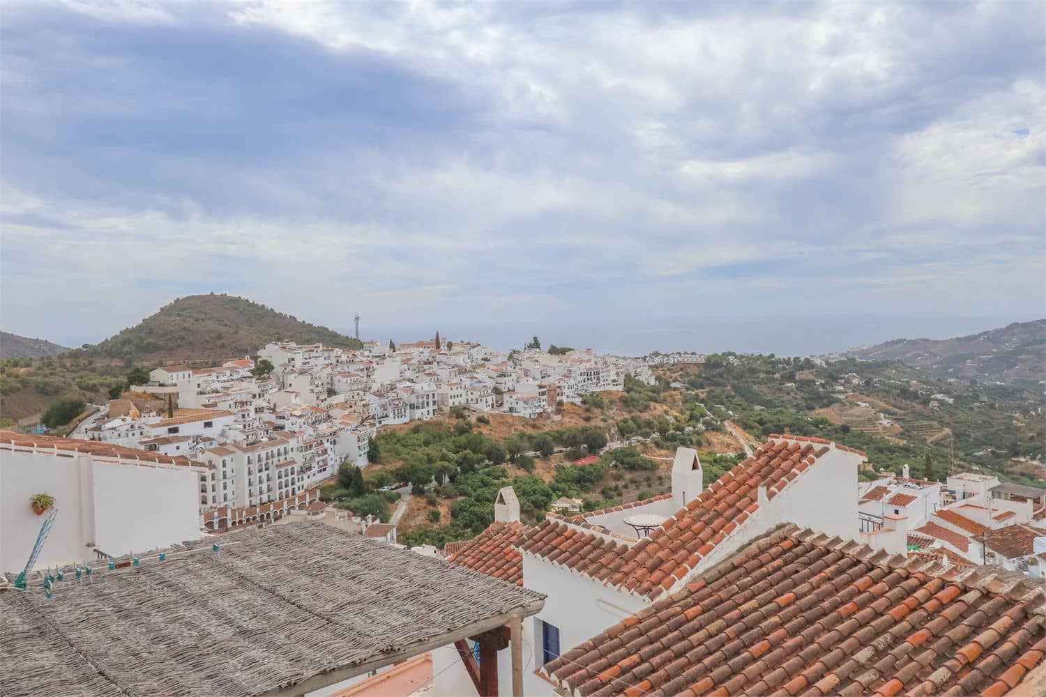 Townhouse for sale in Frigiliana - € 295,000 (Ref: 9229151)