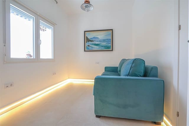 Apartamento de 2 habitaciones en Almuñécar en venta con garaje - 395.000 € (Ref: 9229152)