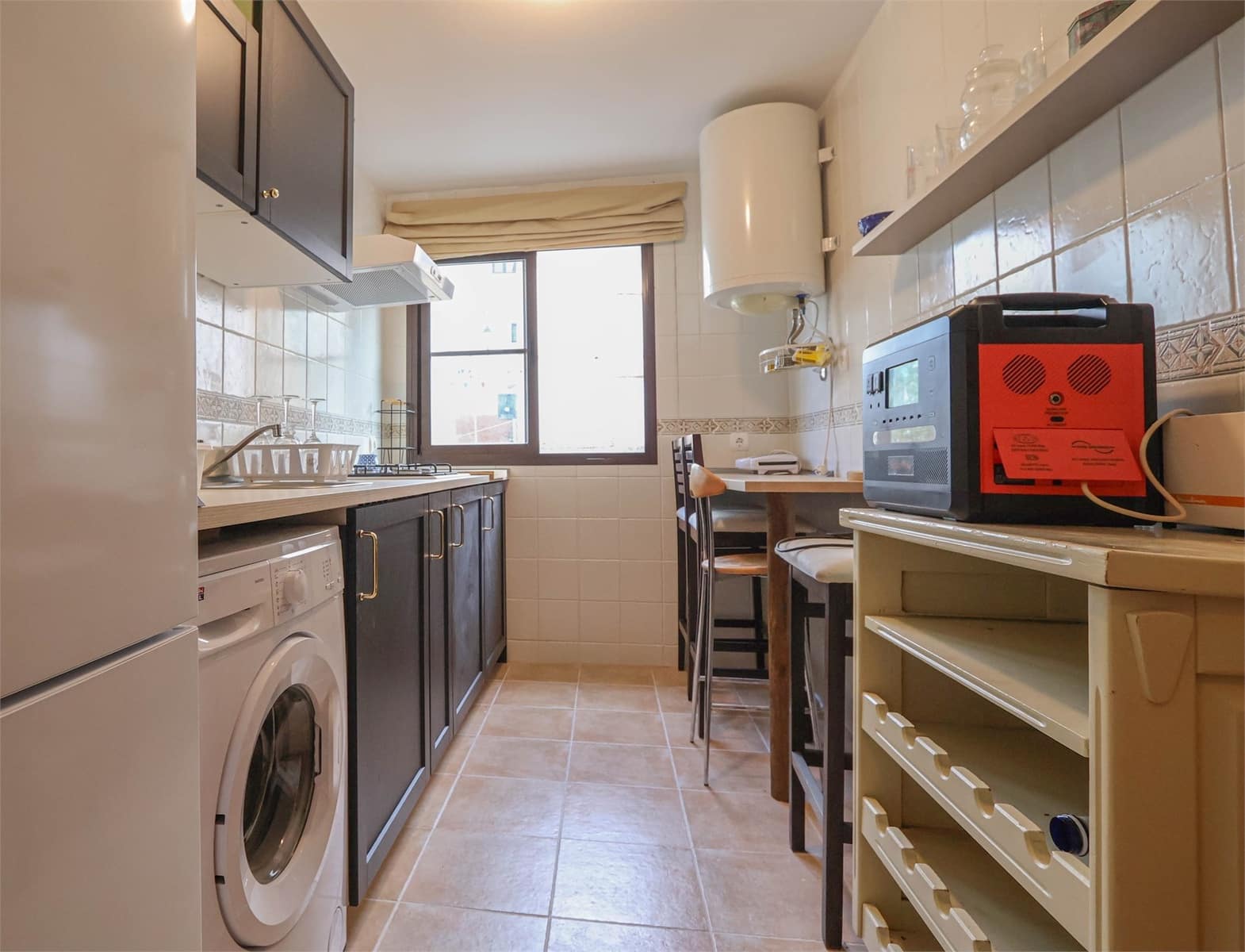 1 slaapkamer Appartement te koop in Salobrena met zwembad garage - € 120.000 (Ref: 9231766)